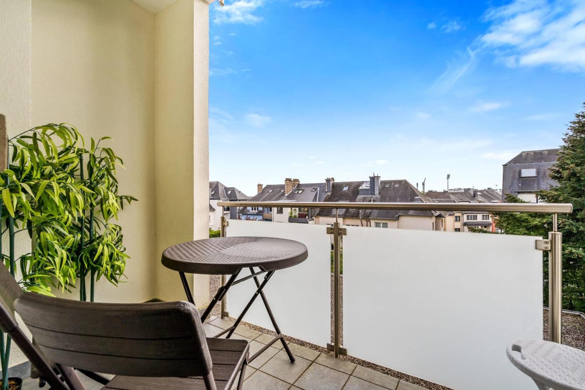 Stylish 2Br Apt In Limpertsberg, Near City Center Luxemburgo Exterior foto